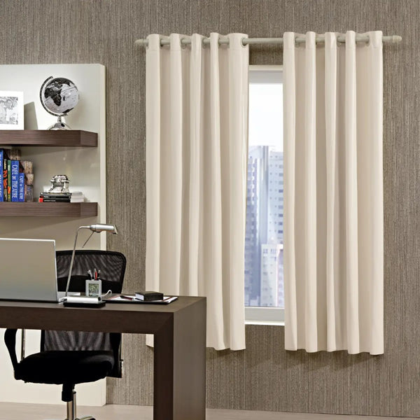 Cortina corta luz 260cm x 170cm com ilhós areia