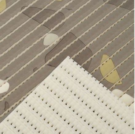 TAPETE TERRAZO CINZA 43CM X 1ML