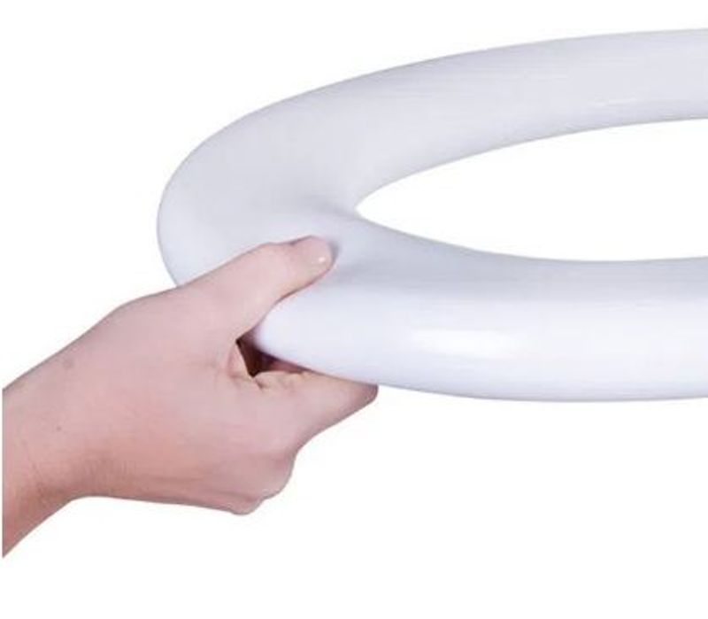 Assento Sanitário Almofadado Monte Carlo Astra, Gelo (Branco)