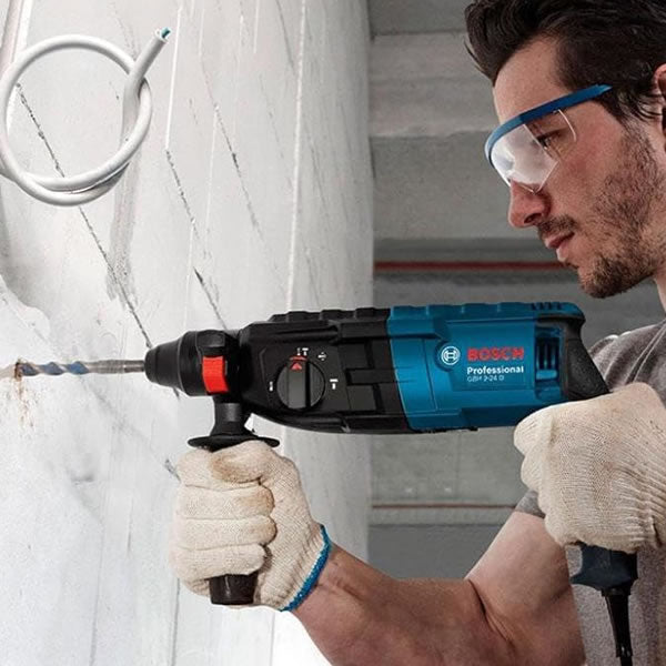 BOSCH MARTELETE GBH 2-24 DSE 820W 220V C/ROMPEDOR