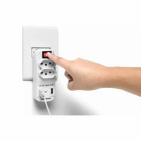 Adaptador Intelbras Eac 1002 Com 2 Tomadas E 2 Portas Usb