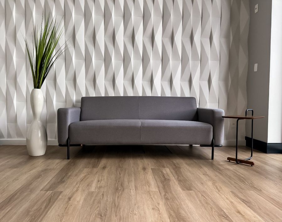 Piso Vinílico Legno Avelã 18,7 × 122,7 cm 2 mm Caixa 5,51 m² Luzzo