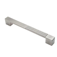 Puxador modelo 132 128mm cromado para móveis